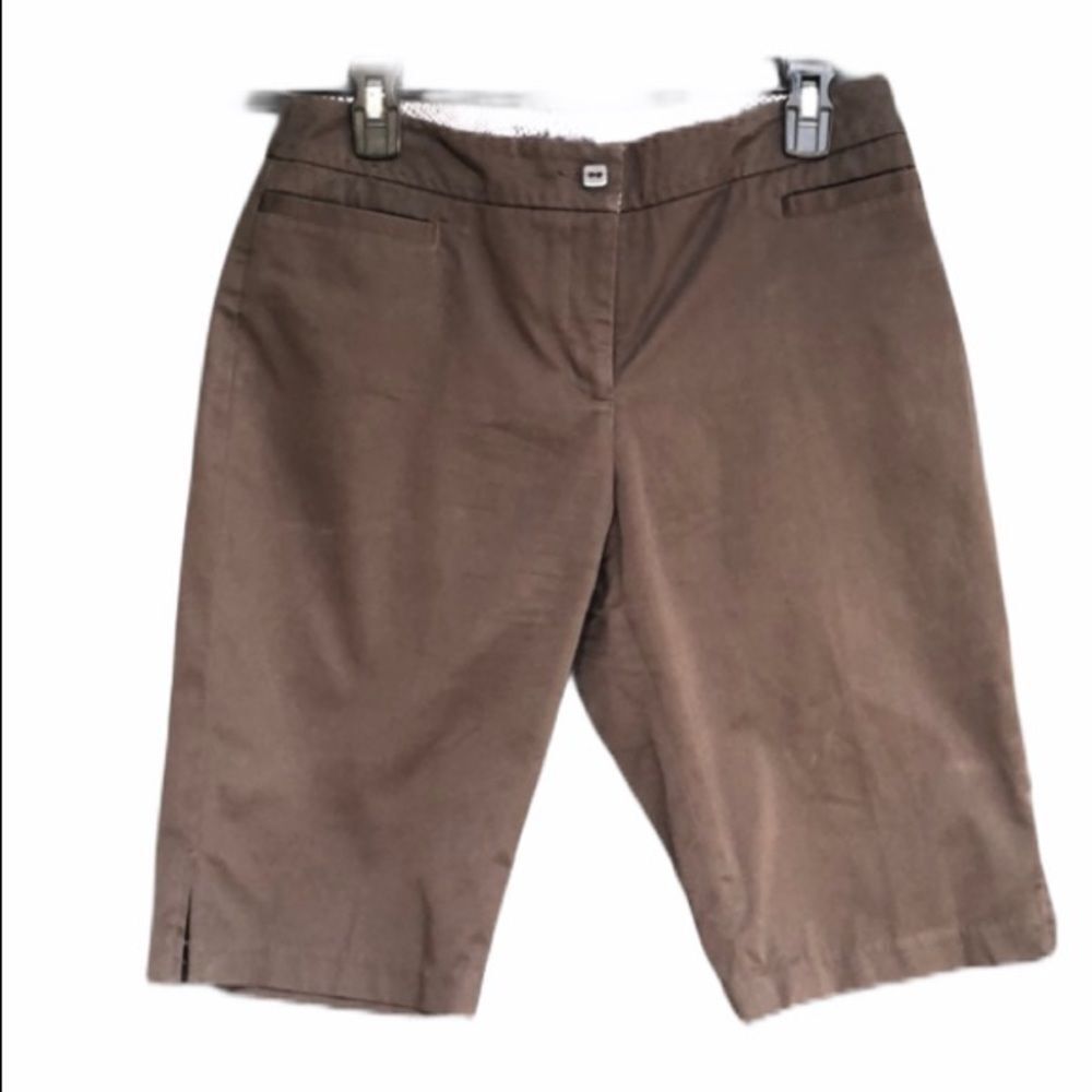 Claudia Ev Shorts‎